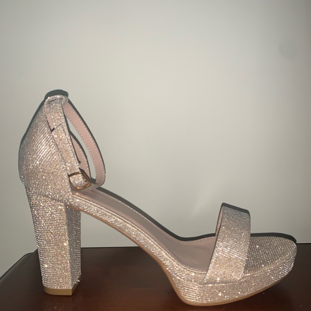 ~ sparkling white gold heels~